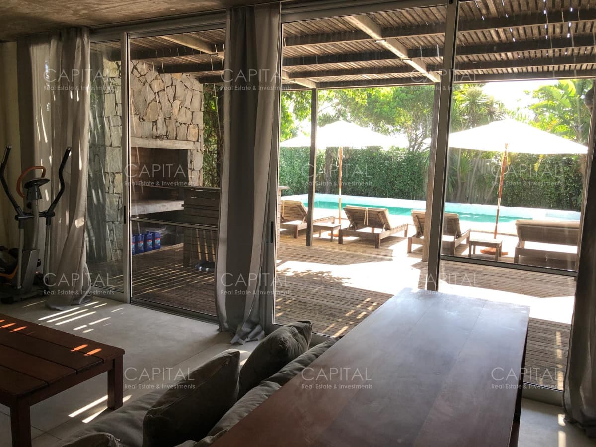 Excelente casa en Venta en Playa Bikini Manantiales