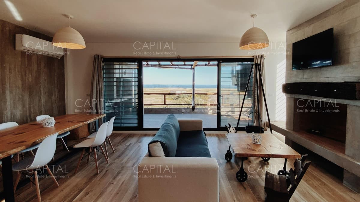 Casa de diseño contemporáneo en primera línea de mar - La Boyita