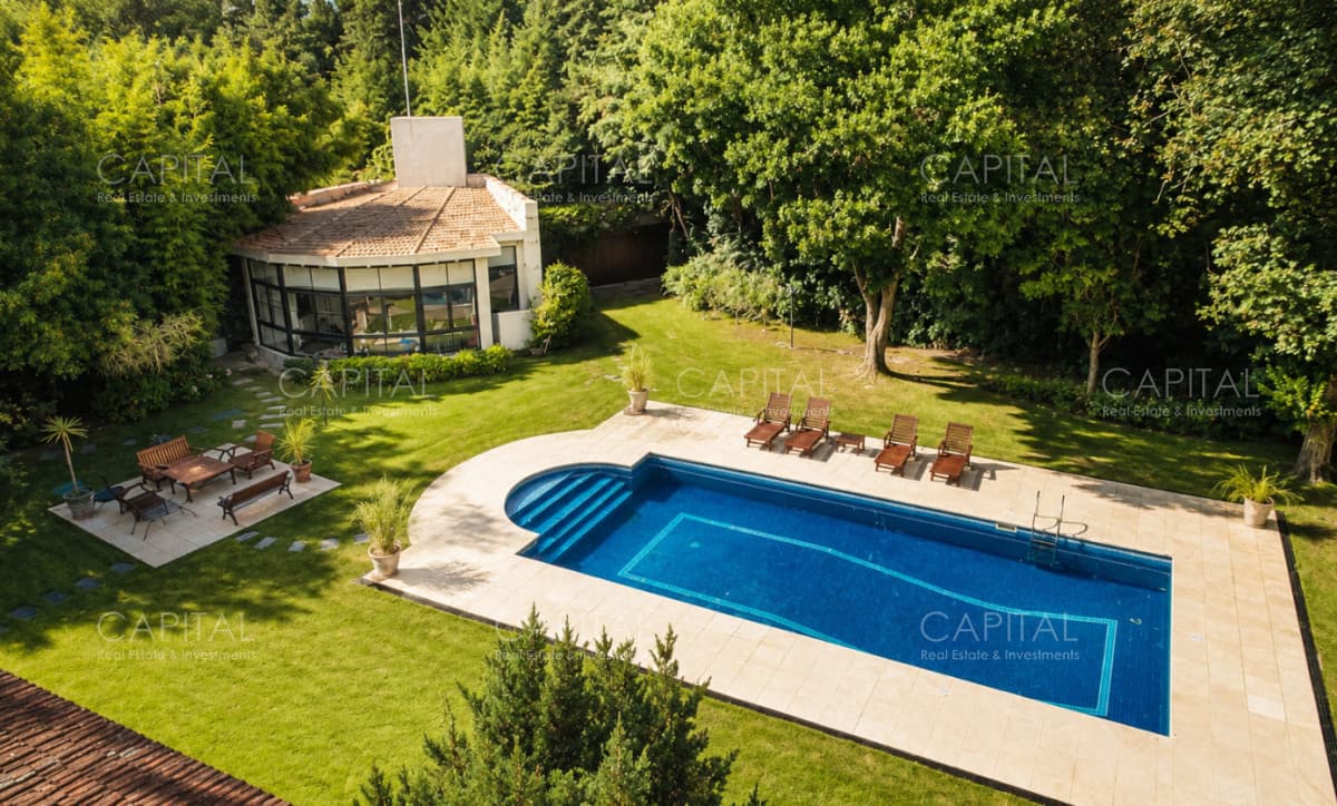 MANSIÓN EN VENTA EN EL GOLF PUNTA DEL ESTE