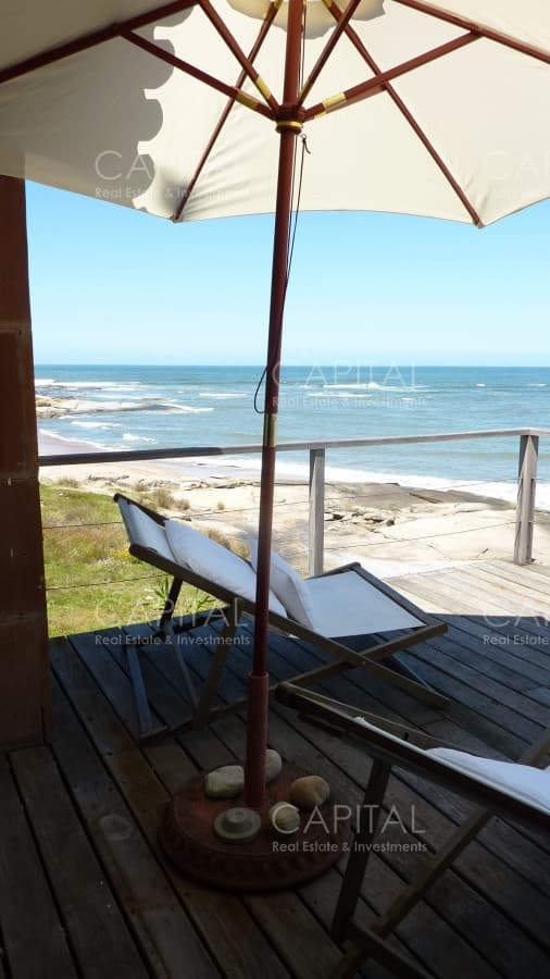 Exclusiva Casa en Jose Ignacio sobre la Playa