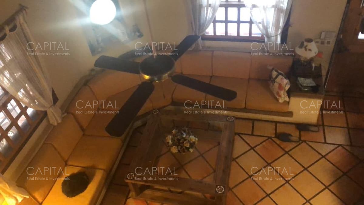 Casa de dos dormitorios en venta en Parque Burnett