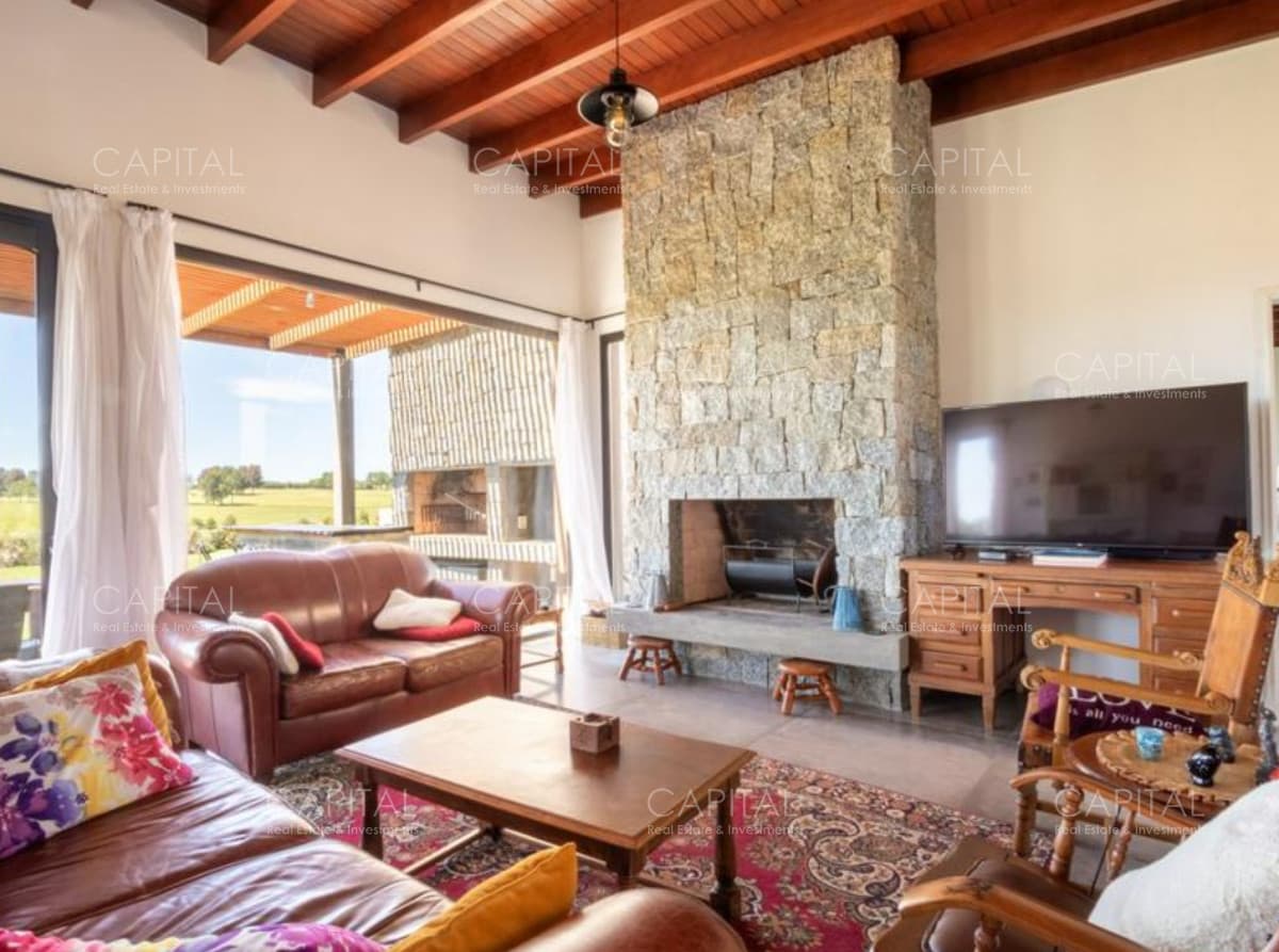 Casa en venta en Pueblo Mio Manantiales Ruta 104