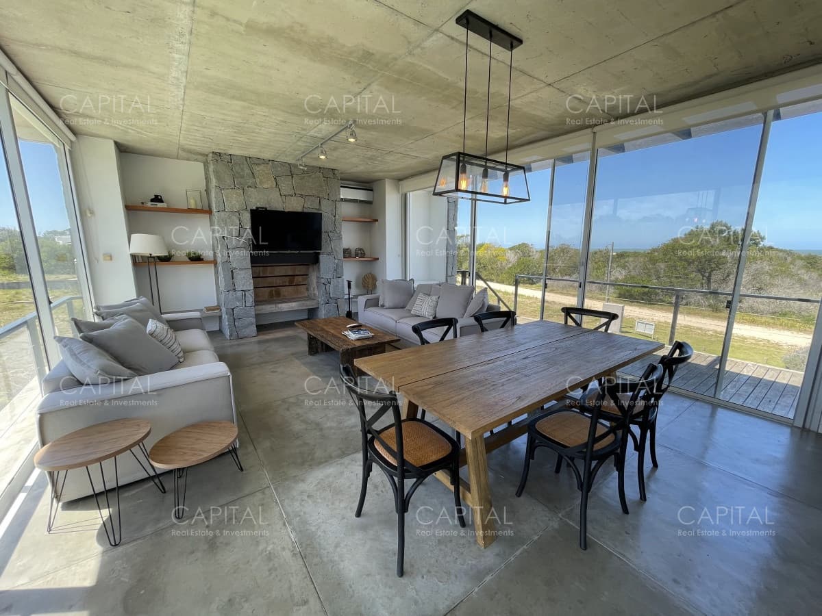 Casa en alquiler en Arenas De Jose Ignacio