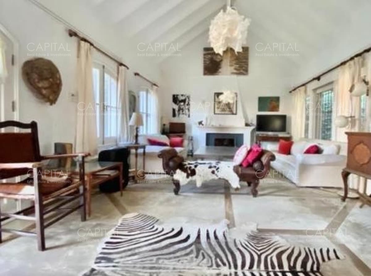 Casa con piscina en venta en Pleno corazón de La Barra