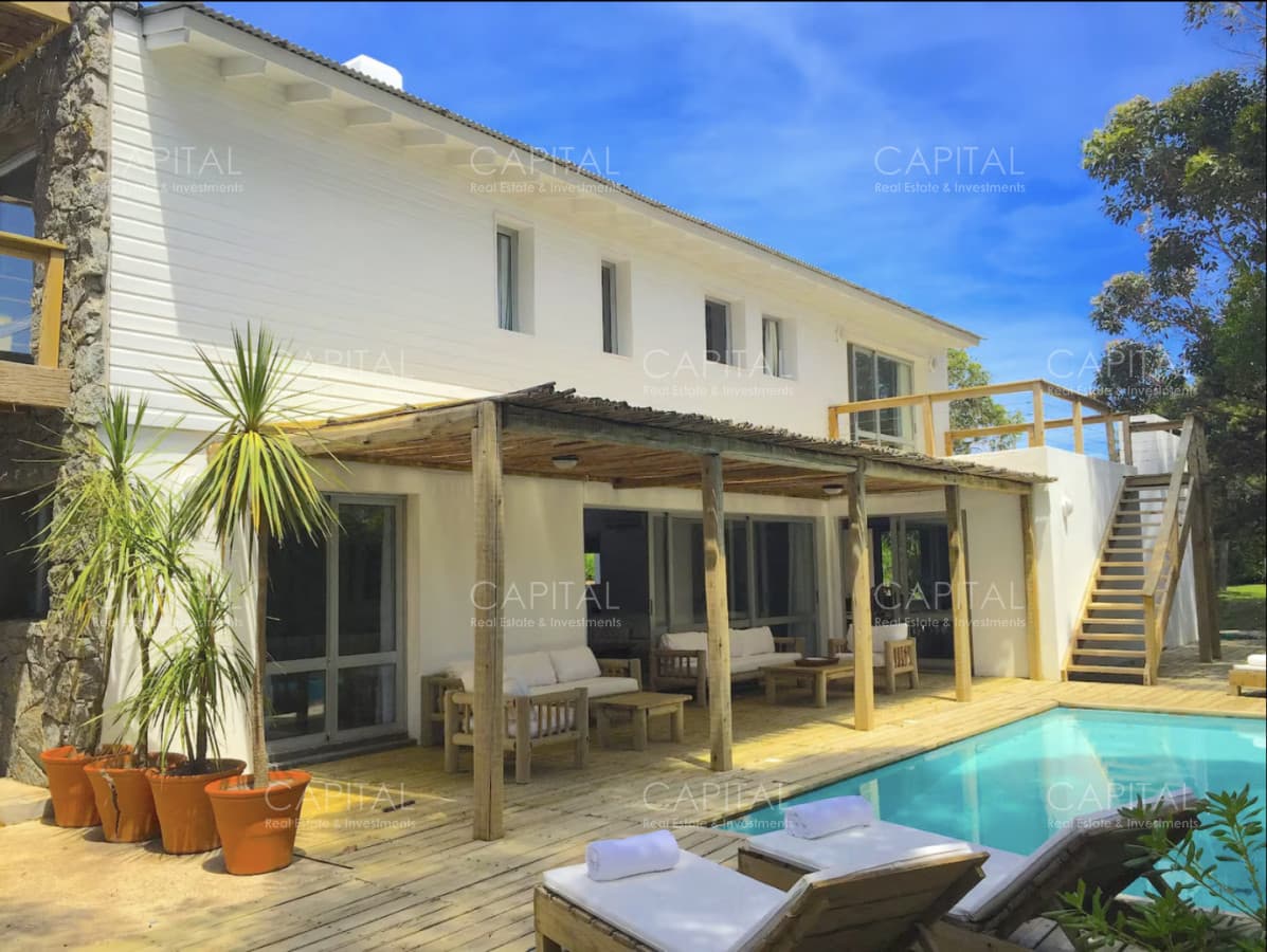 Excelente casa en alquiler en Jose Ignacio