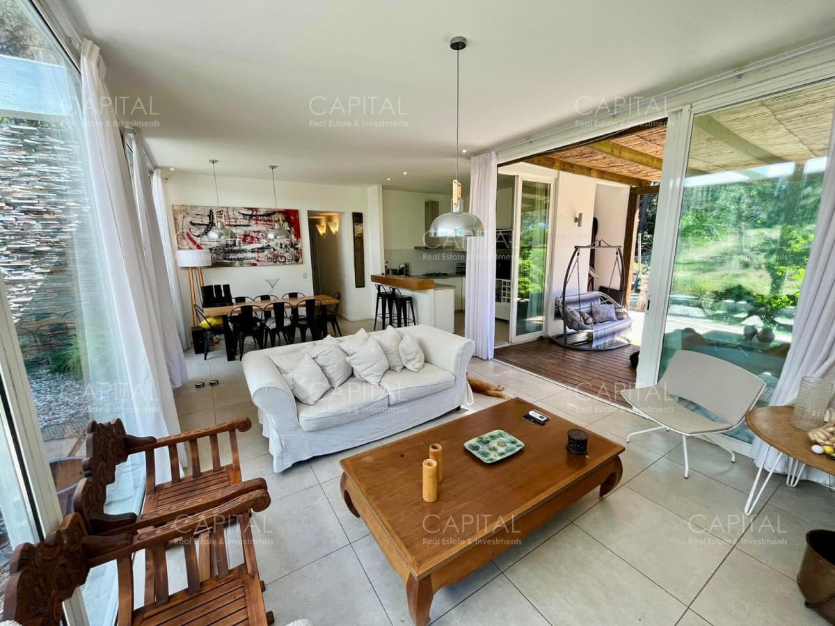 Casa de tres dormitorios en alquiler de temporada, Punta Ballena