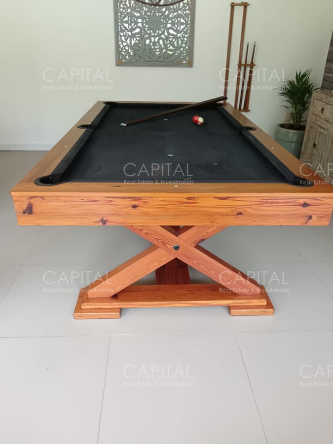 Casa en La Residence con Amplio Jardín, Piscina y Parrillero