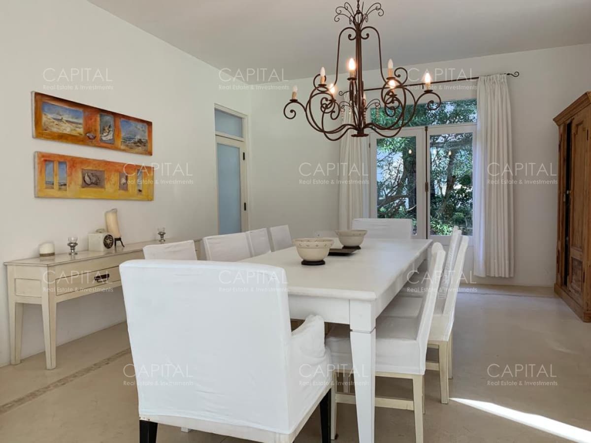 Casa en Laguna Blanca Punta del Este en venta