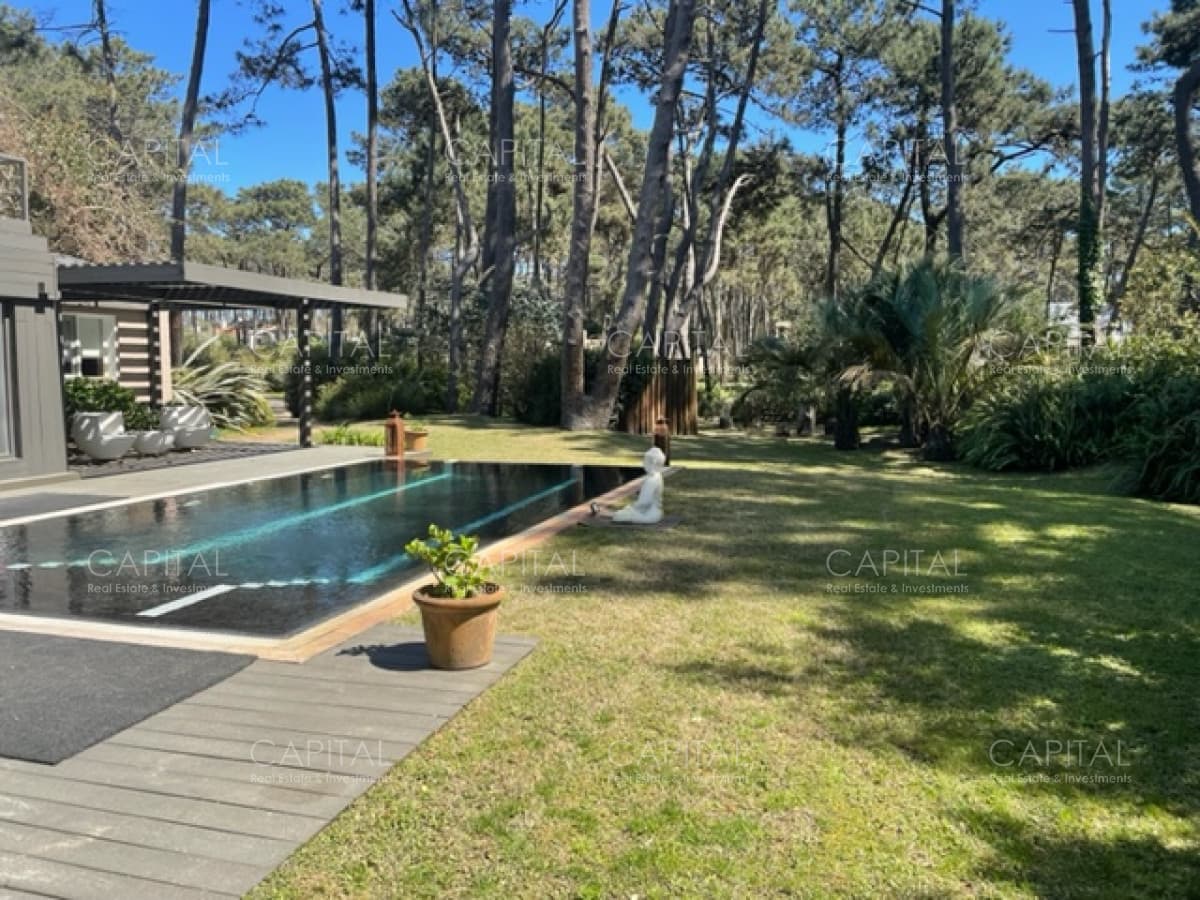 Laguna Blanca casa con piscina climatizada