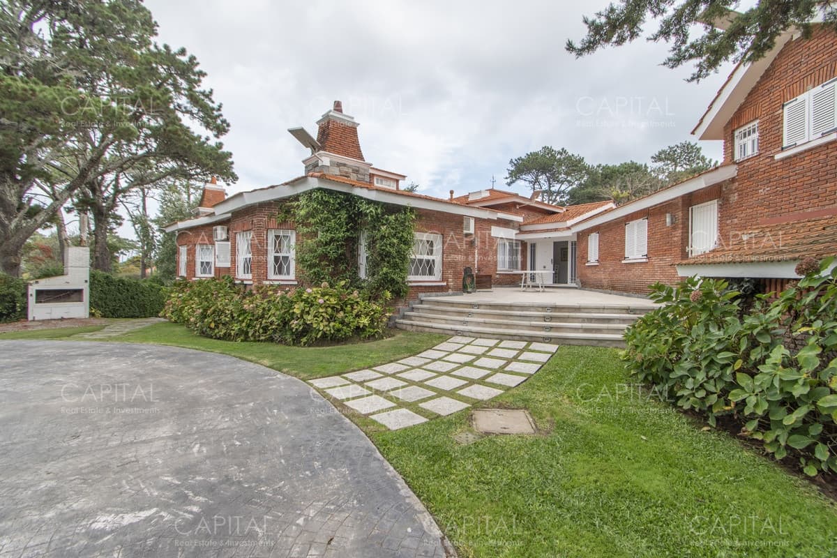 Casa de construcción tradicional totalmente reciclada en San Rafael en Venta