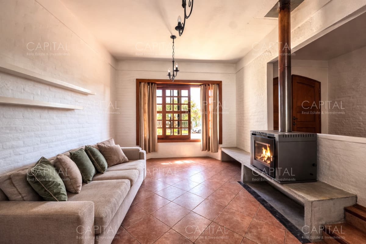 Casa de Cuatro dormitorios en Venta en Maldonado
