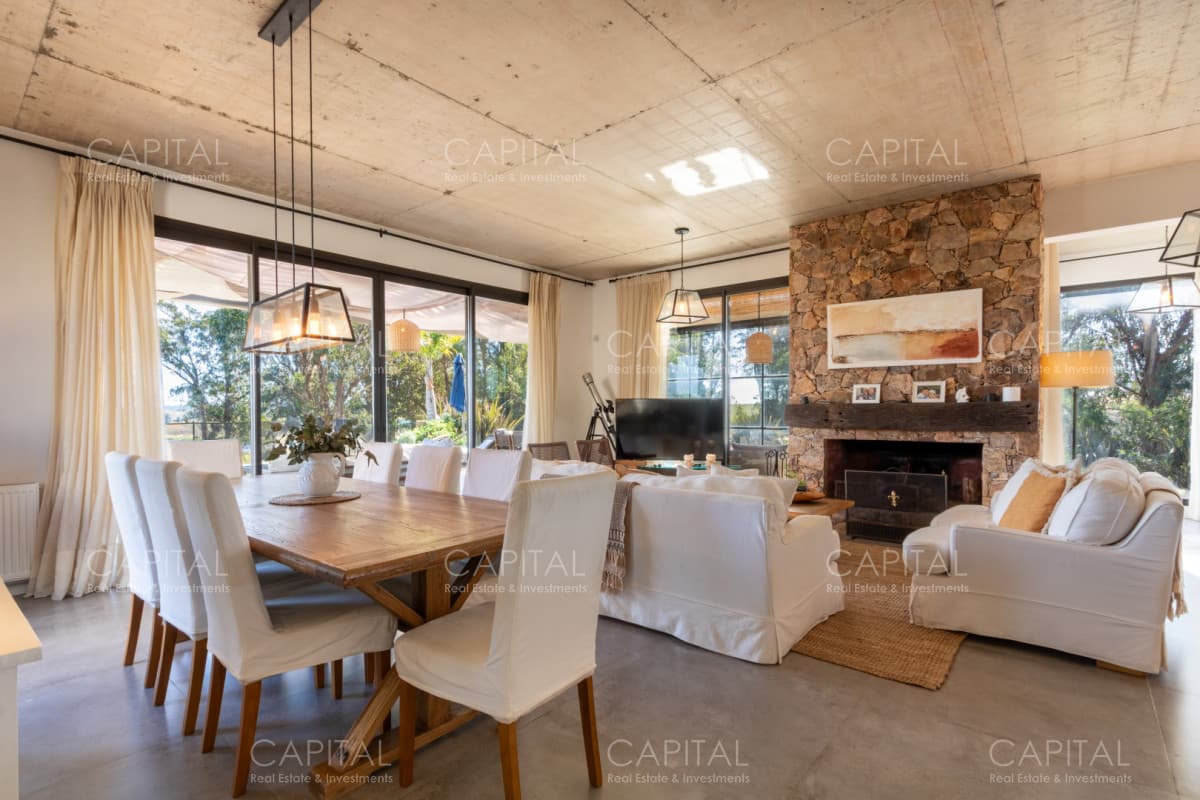 Casa en Alquiler Barrio Privado Manantiales Cuatro  dormitorios