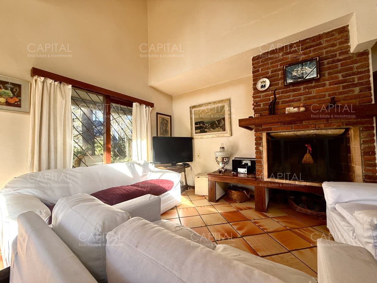 Casa a la venta en Pinares de 3 dormitorios