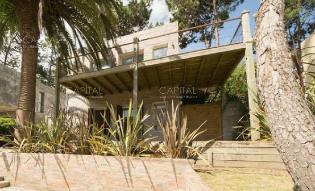 Exclusiva residencia en Montoya: lujo y armonía en cada detalle