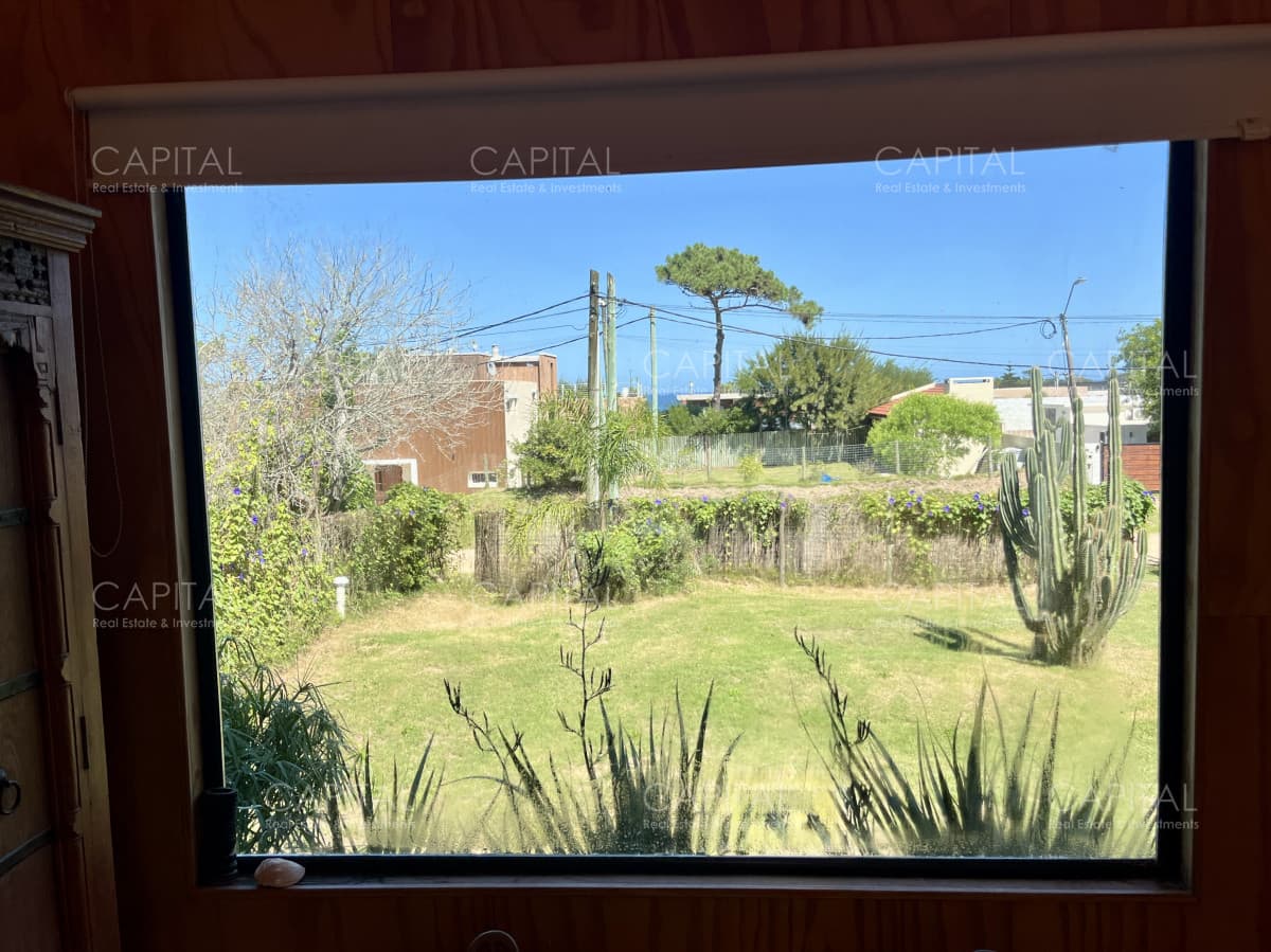 Casa en Venta en Manantiales con vista al mar y al bosque