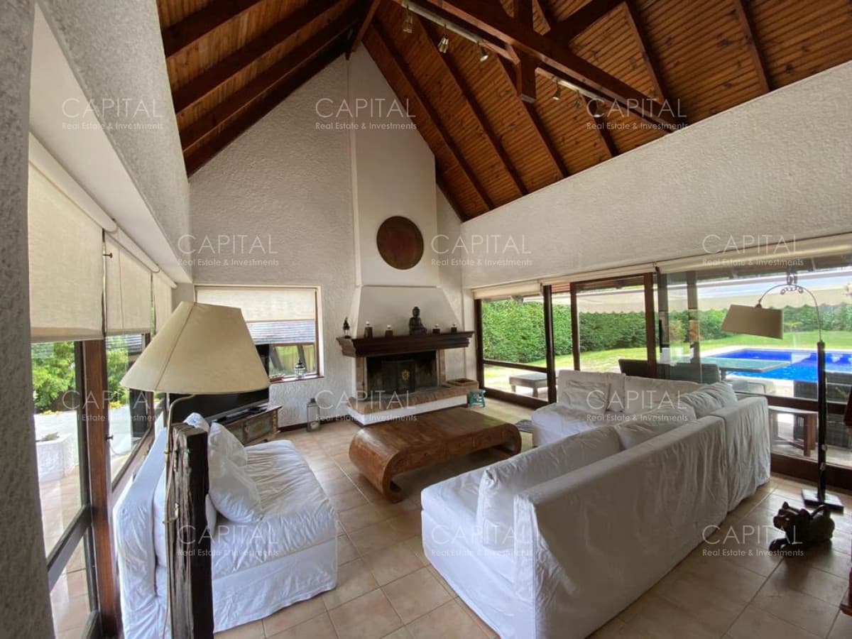 Casa de 5 dormitorios en Barrio Lugano, Punta del Este