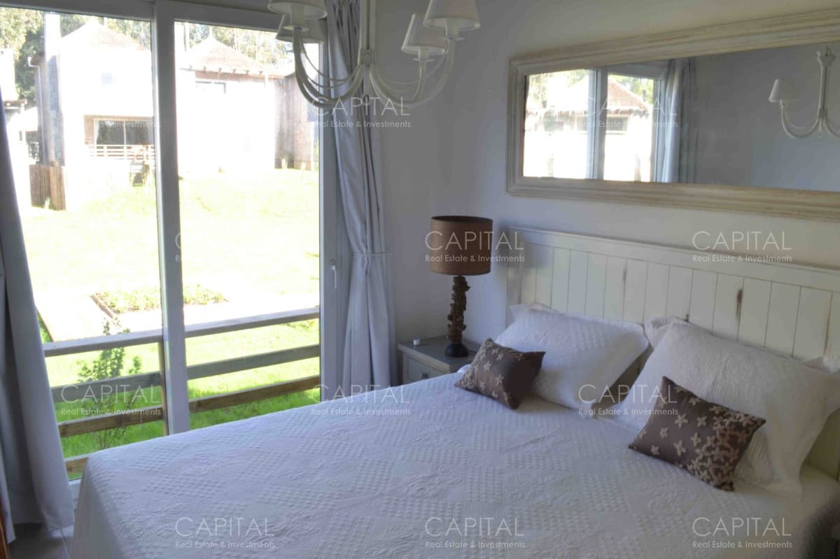 Muy linda casa en venta en Palmas de la Pedrera