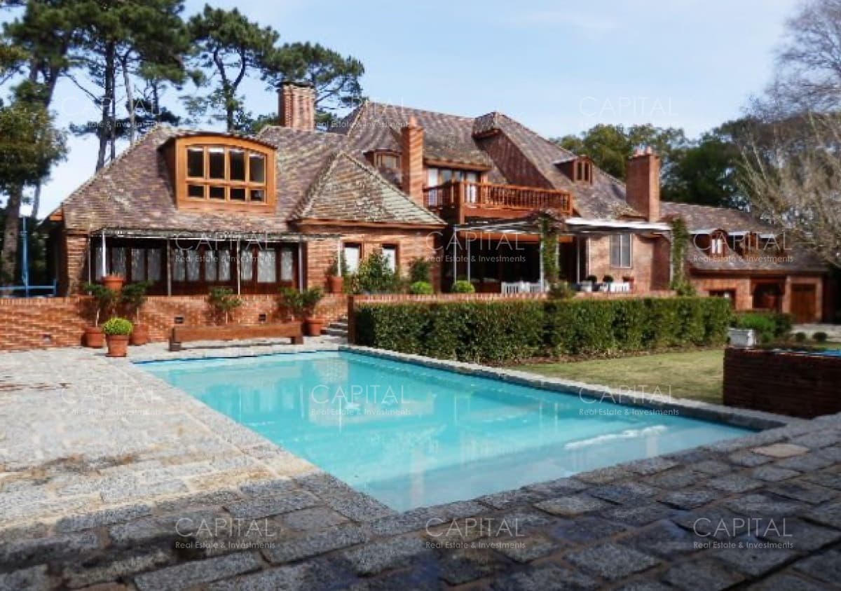 Majestuosa casa en zona Residencial en Punta del Este