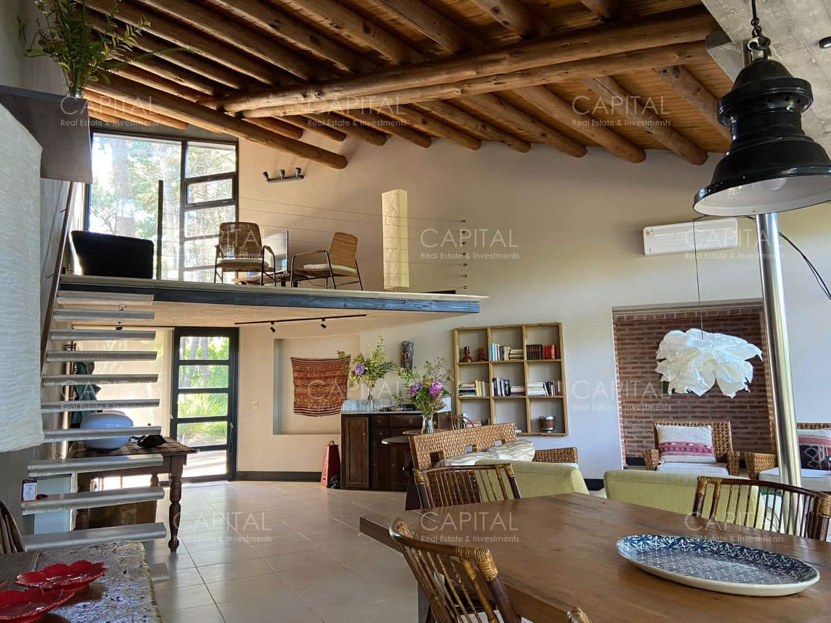 Casa en Laguna Blanca Barrio Privado