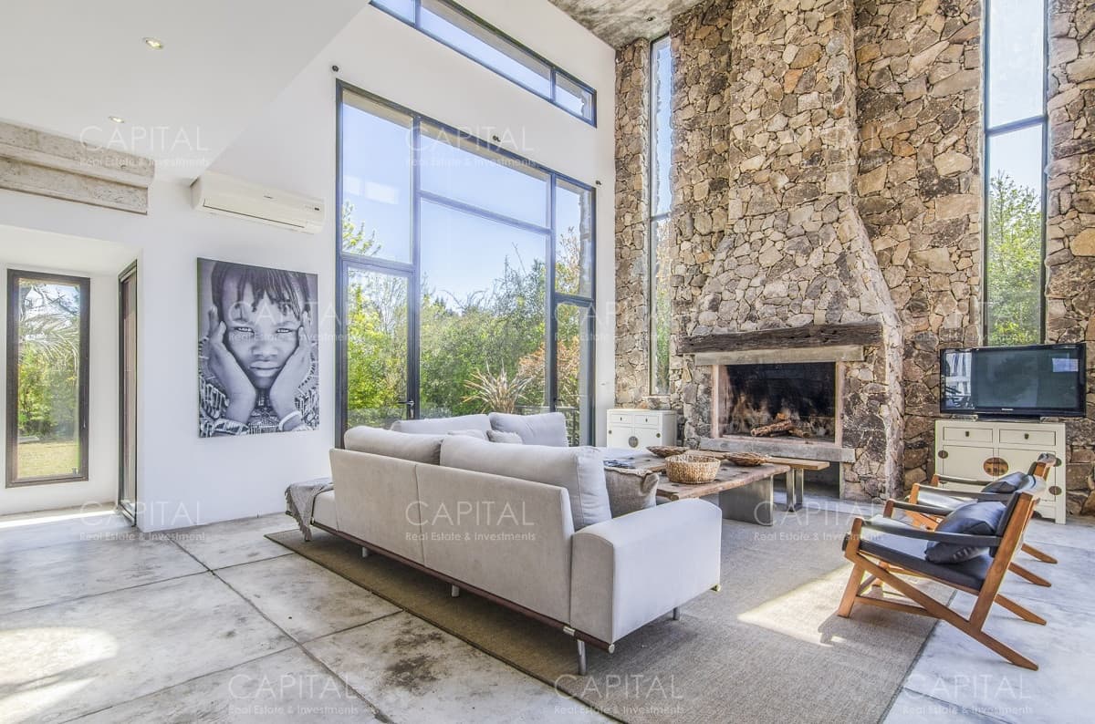 Casa Barrio Privado La Arbolada Punta del Este en Venta