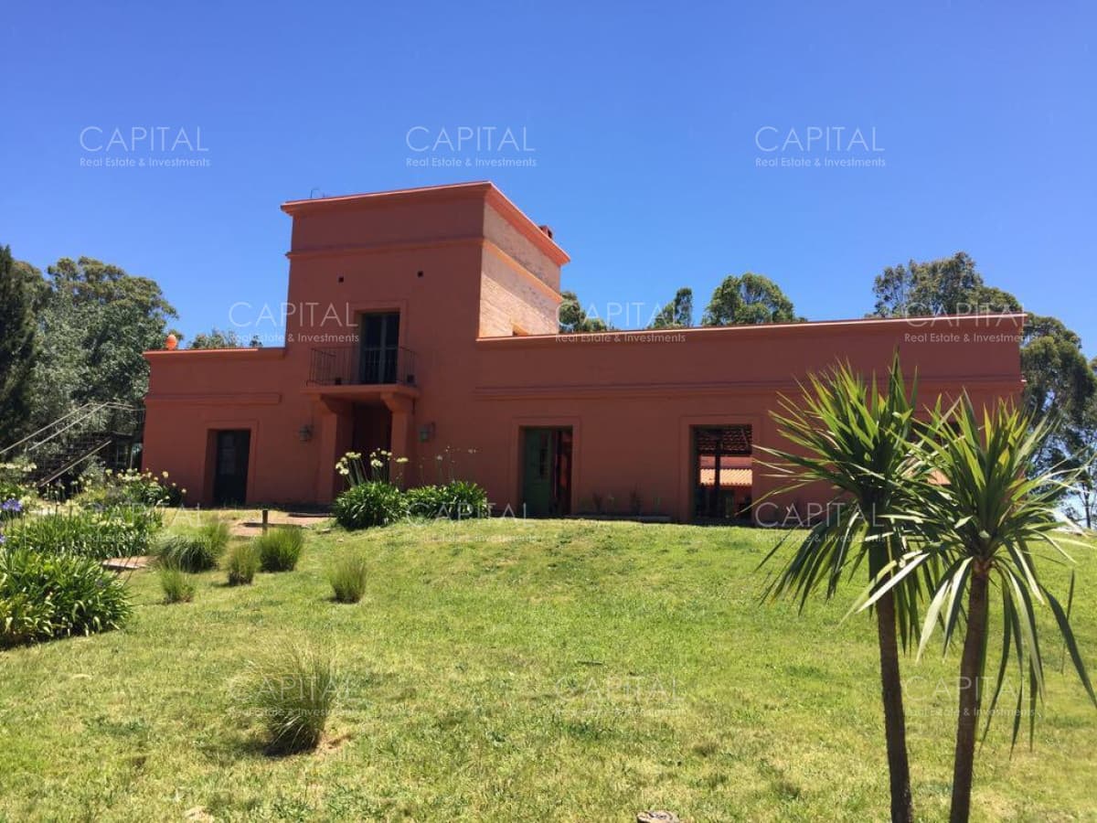 Chacra Marítima en Venta La Barra, Seis Dormitorios en Suite