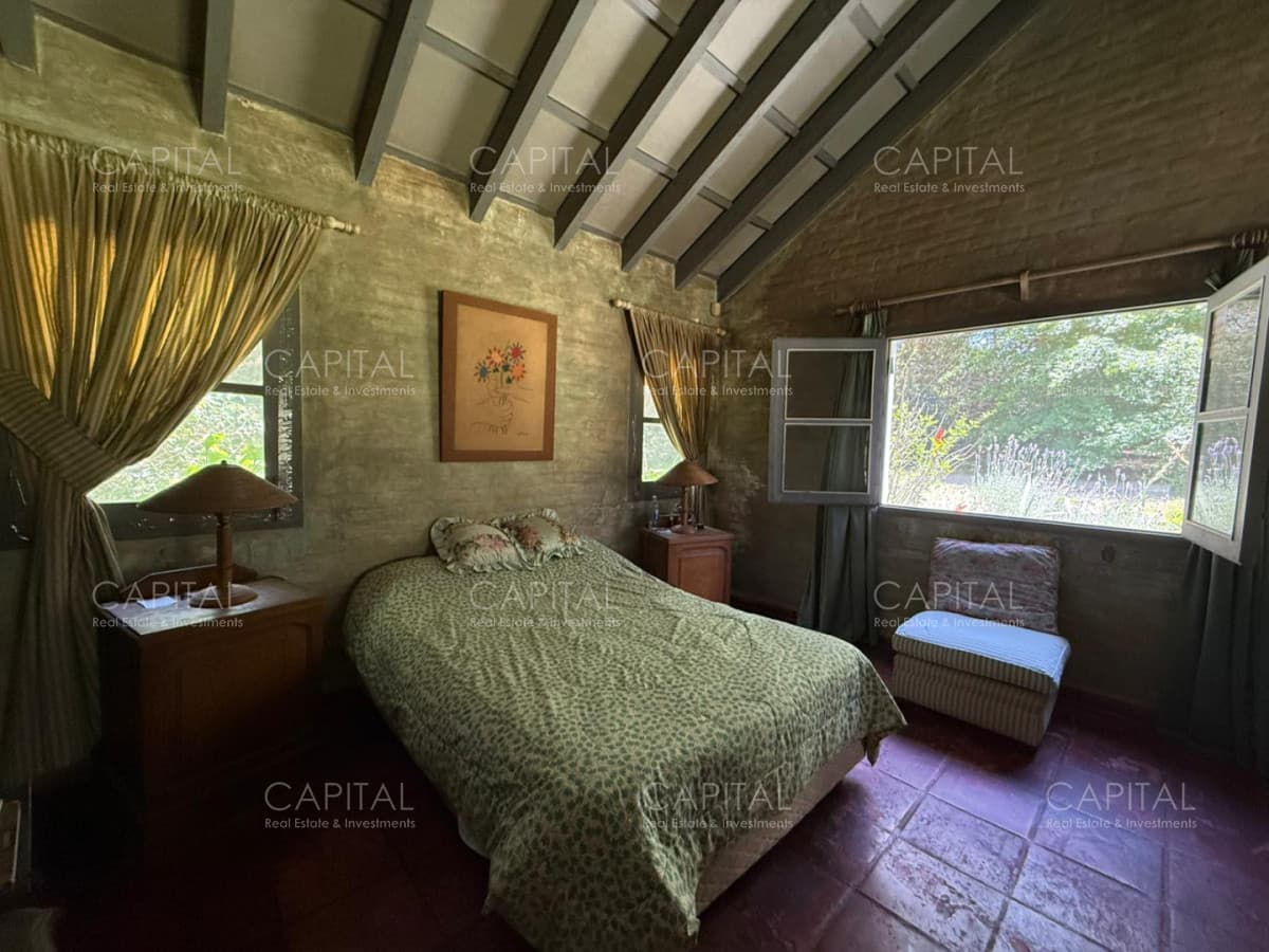 Casa en Venta en La Barra Con Amplio Terreno
