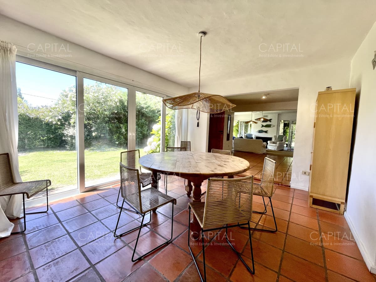 Casa en La Barra de Punta del Este Con Piscina Pileta