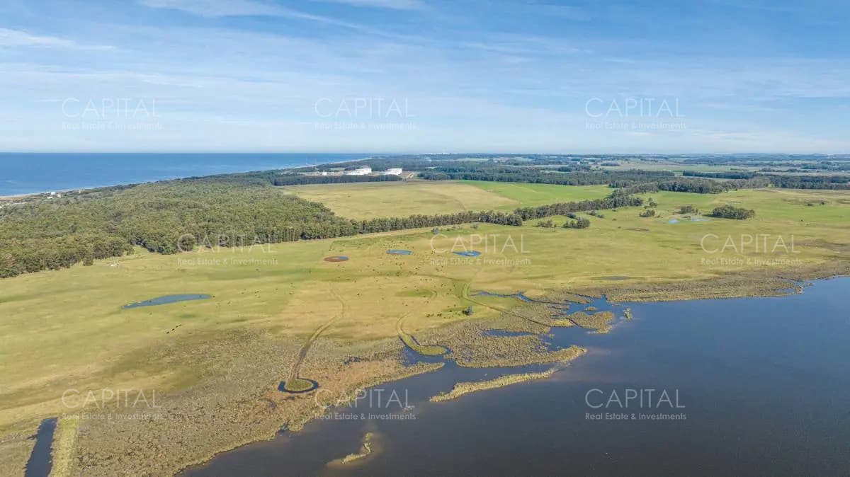 ESPECTACULAR CHACRA SOBRE LAGUNA JOSÉ IGNACIO