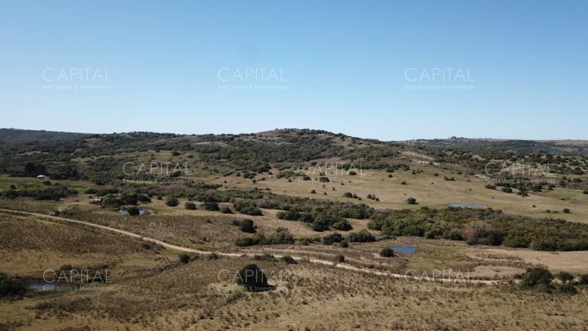 Chacra en las sierras por Ruta 39