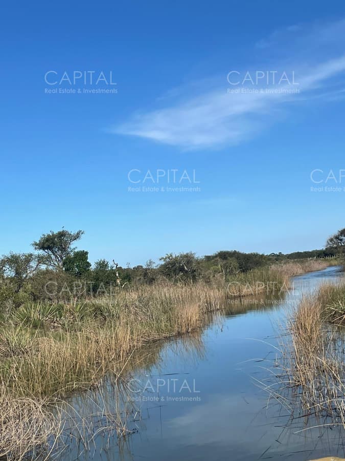 Chacra en venta, muy cerca de Club de Polo Santa Cruz.