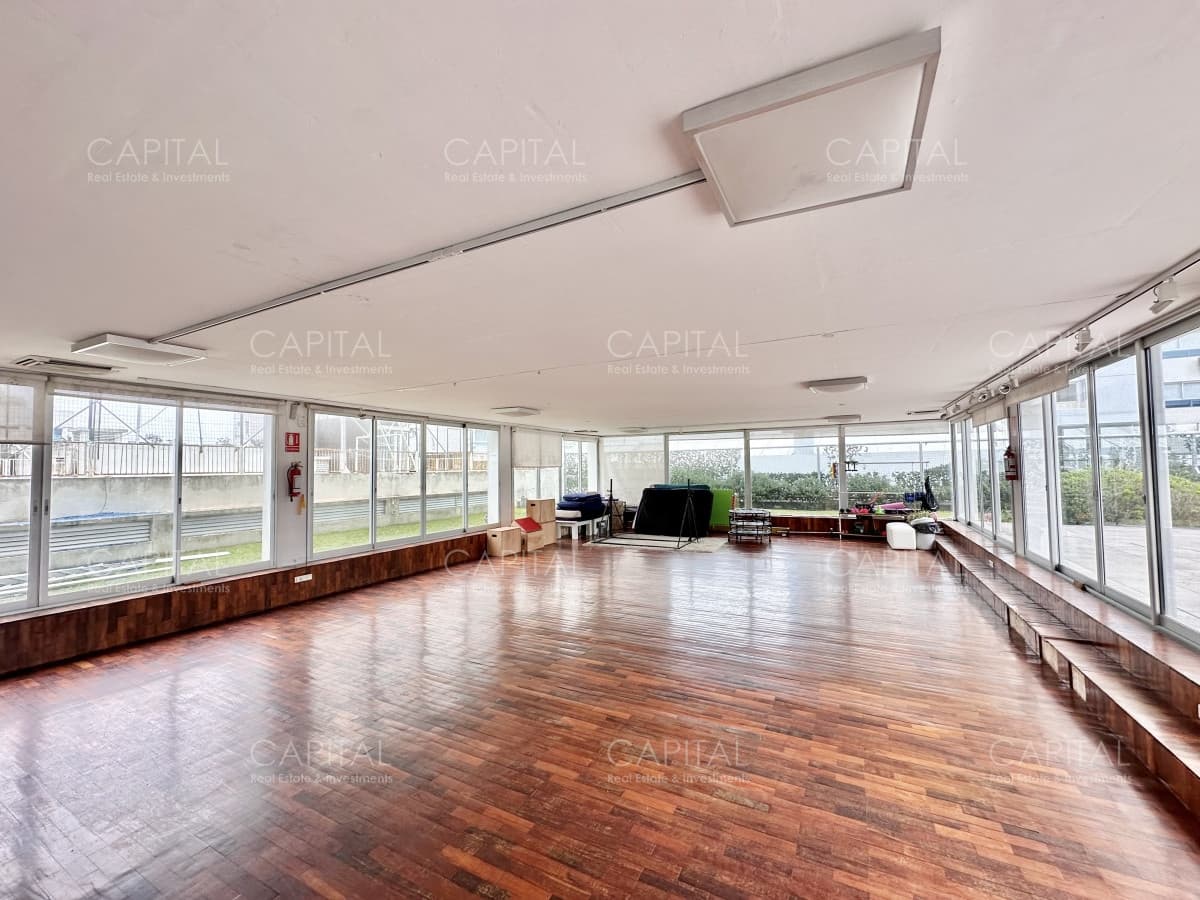 Local Comercial en Playa Mansa, Punta del Este.