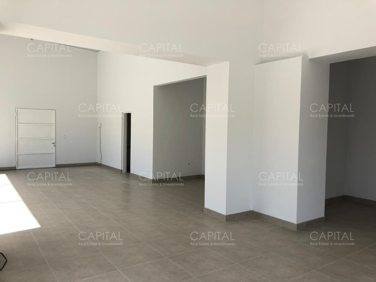 Excelente local comercial en Alquiler - Maldonado