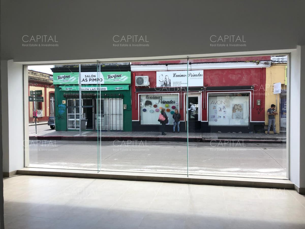 Excelente local comercial en Alquiler - Maldonado