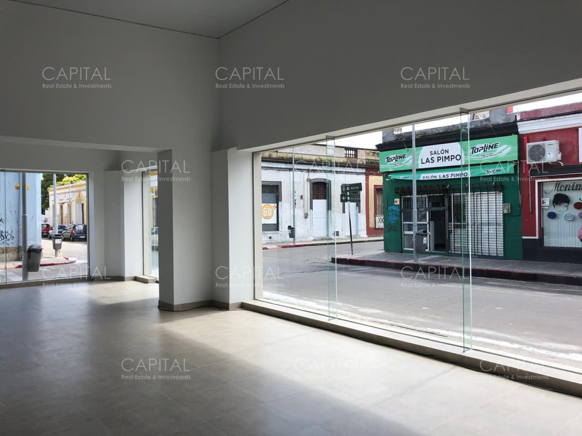 Excelente local comercial en Alquiler - Maldonado