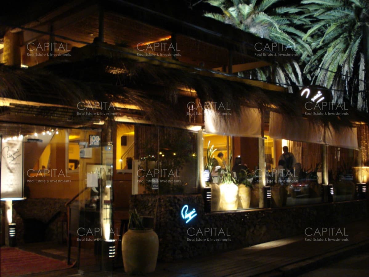 Local gastronómico en venta y alquiler anual, Península. Punta del Este