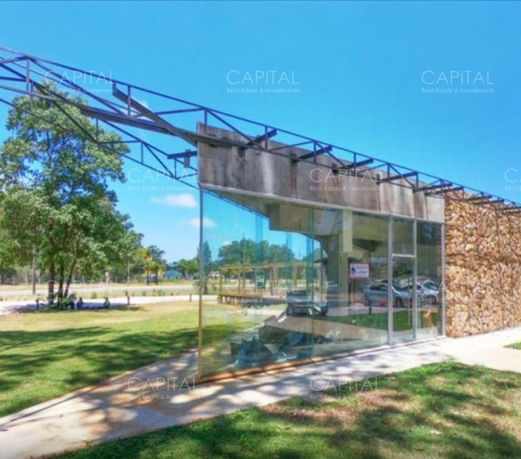 Moderno Local en Venta ubicado en punto estratégico en Solanas