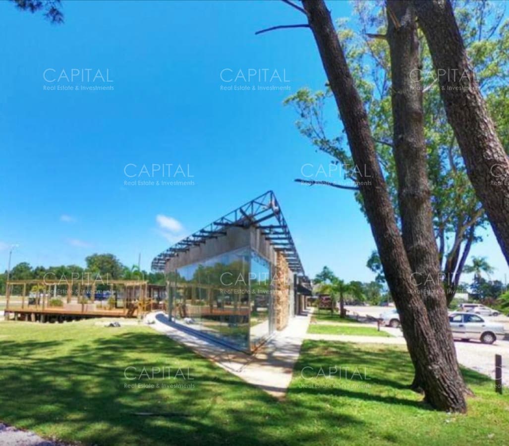 Moderno Local en Venta ubicado en punto estratégico en Solanas