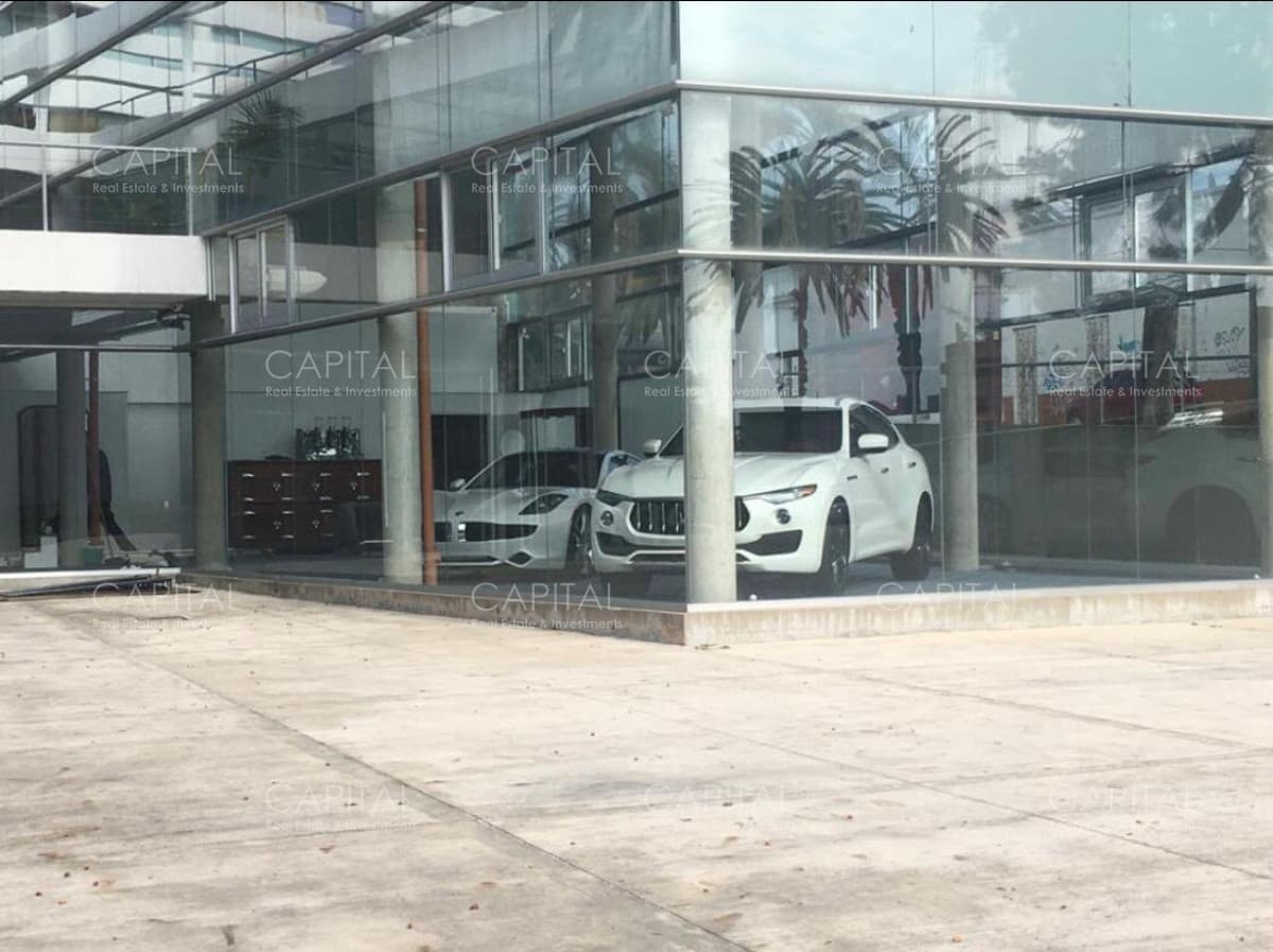 Local En Alquiler En Zona Península, Punta Del Este