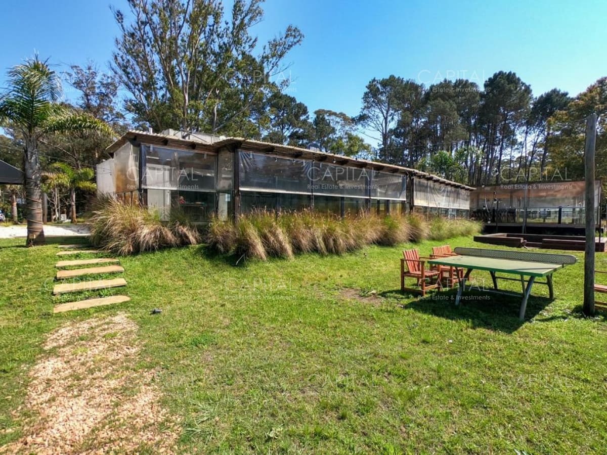 Moderno Local en Venta ubicado en punto estratégico en Solanas