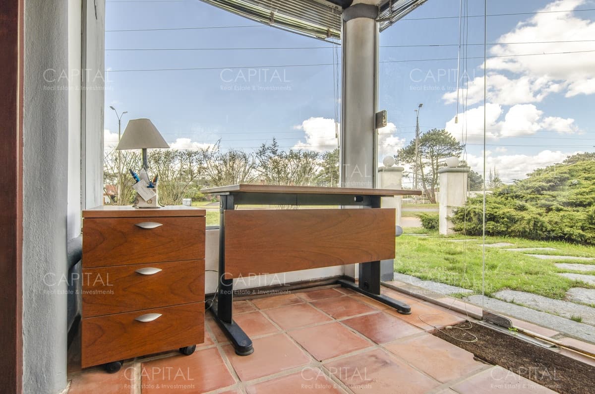 Excelente Local en Venta en Inmejorable ubicación Punta del Este