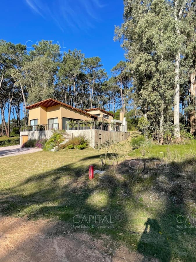 Lote en venta en barrio cerrado Reserva Montoya en La Barra próximo almar