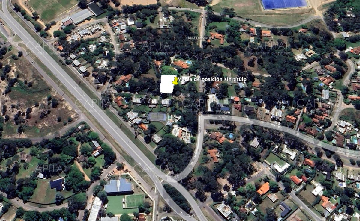 Local en Venta de 1000 metros Jardines de Cordoba