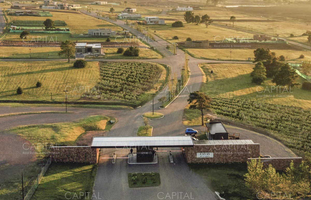 Terreno en venta en Cavas de La Tahona barrio privado