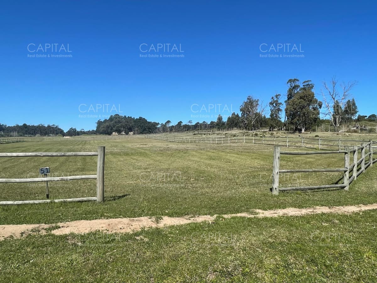 Terreno en venta en exclusivo barrio privado Laguna Estate Manantiales