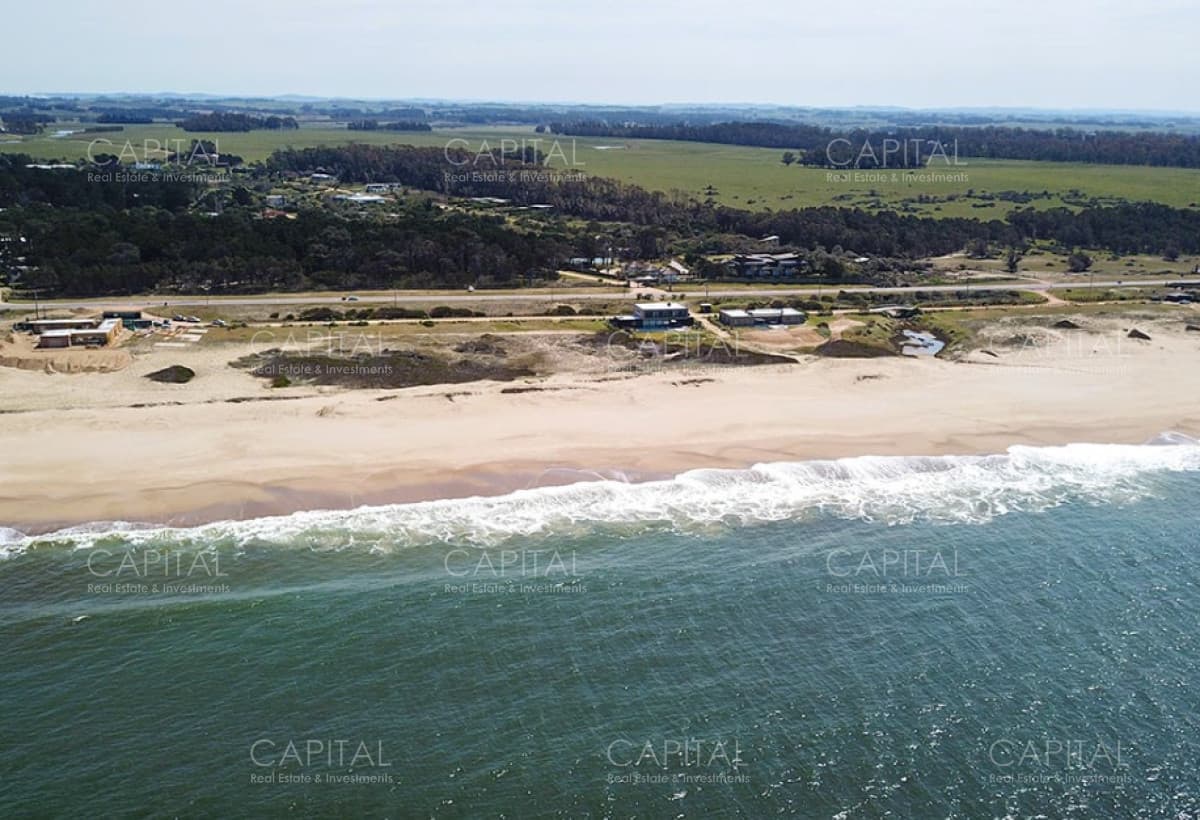 Lote sobre la playa en San Vicente Jose Ignacio