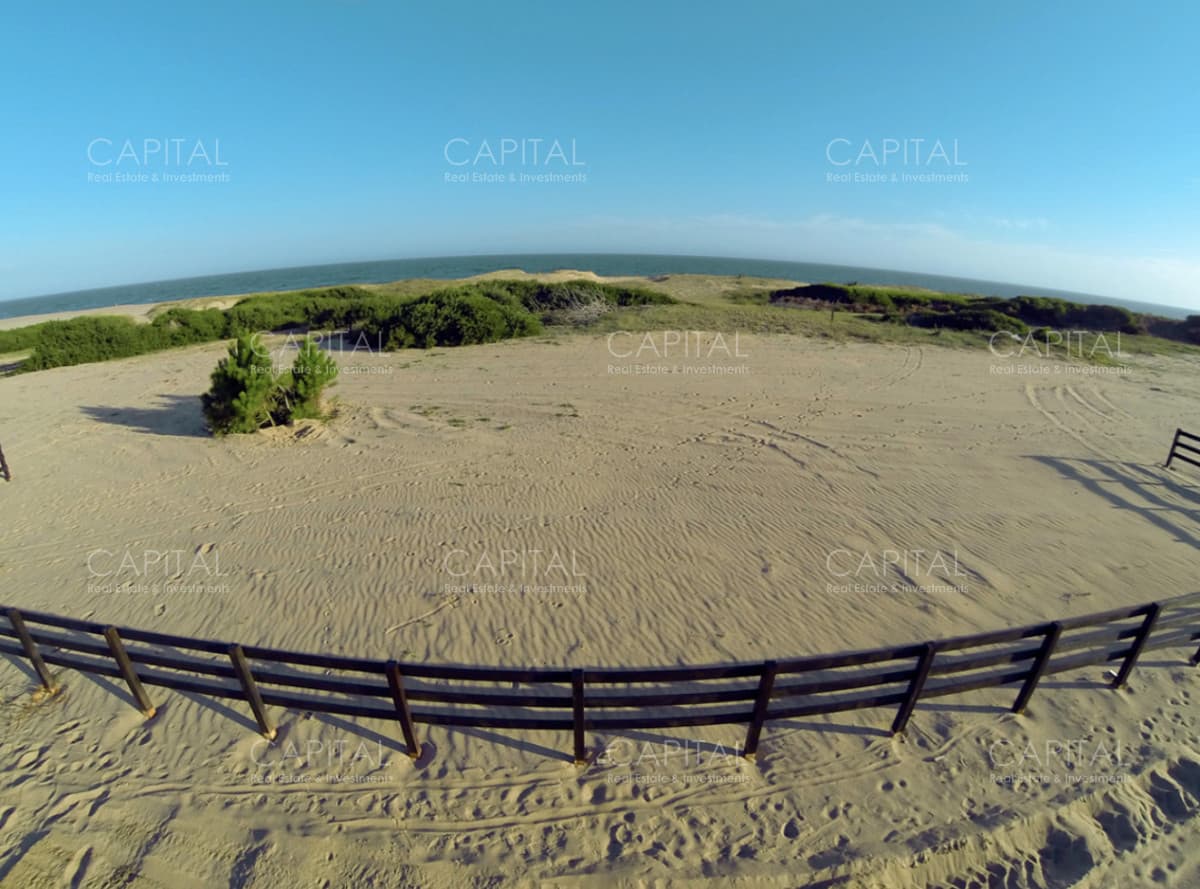 Lote sobre la playa en San Vicente Jose Ignacio