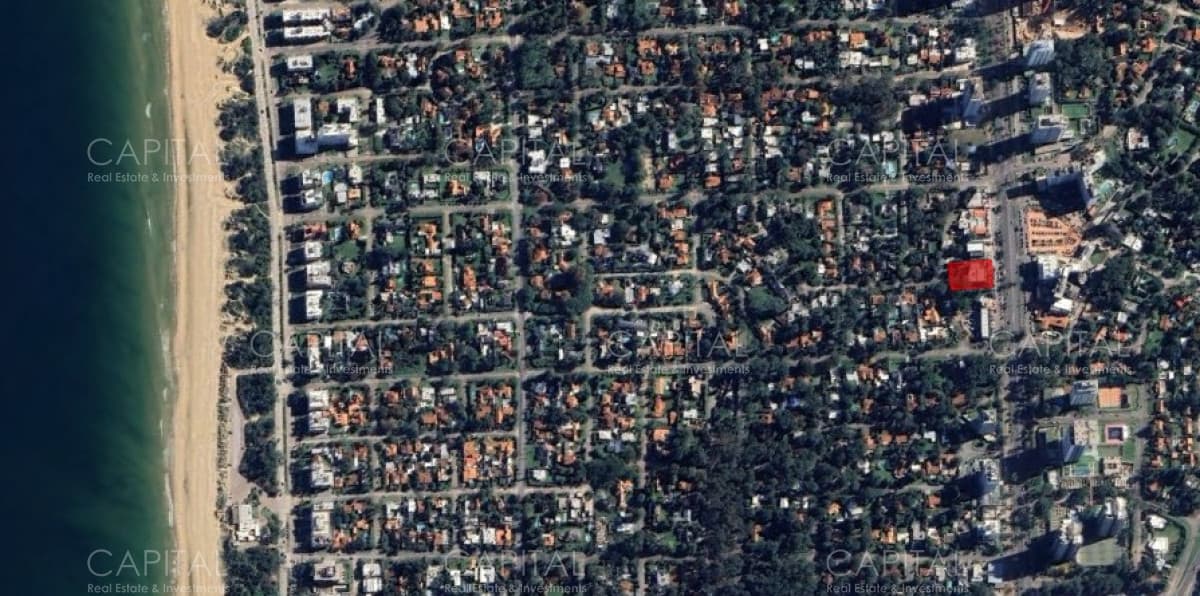 Terreno apto para PH sobre Roosevelt, Punta del Este.