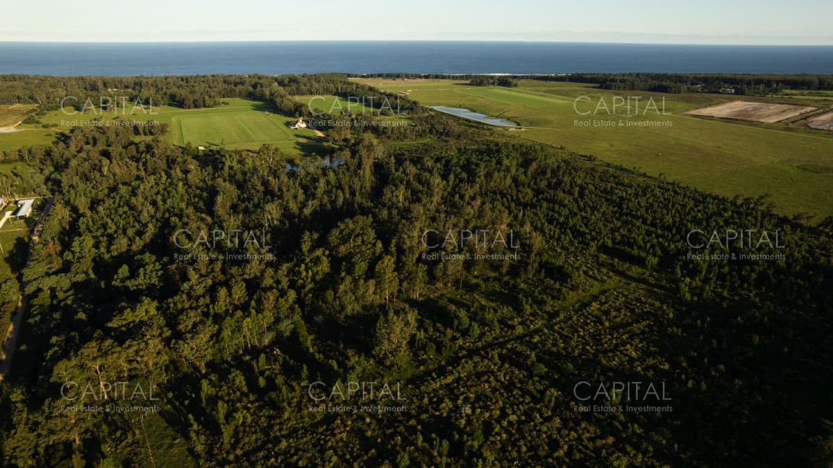 Terreno en venta en Eden Rock - Zona en crecimiento