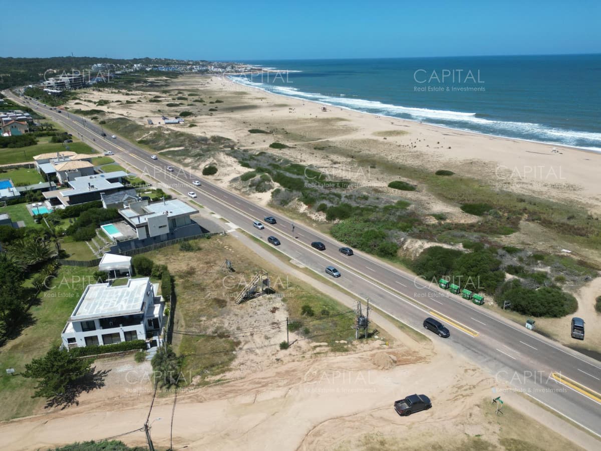 Oportunidad en Venta Terreno frente al Mar en La Barra