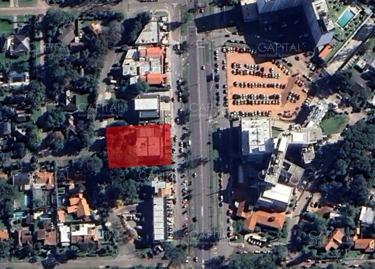 Terreno apto para PH sobre Roosevelt, Punta del Este.